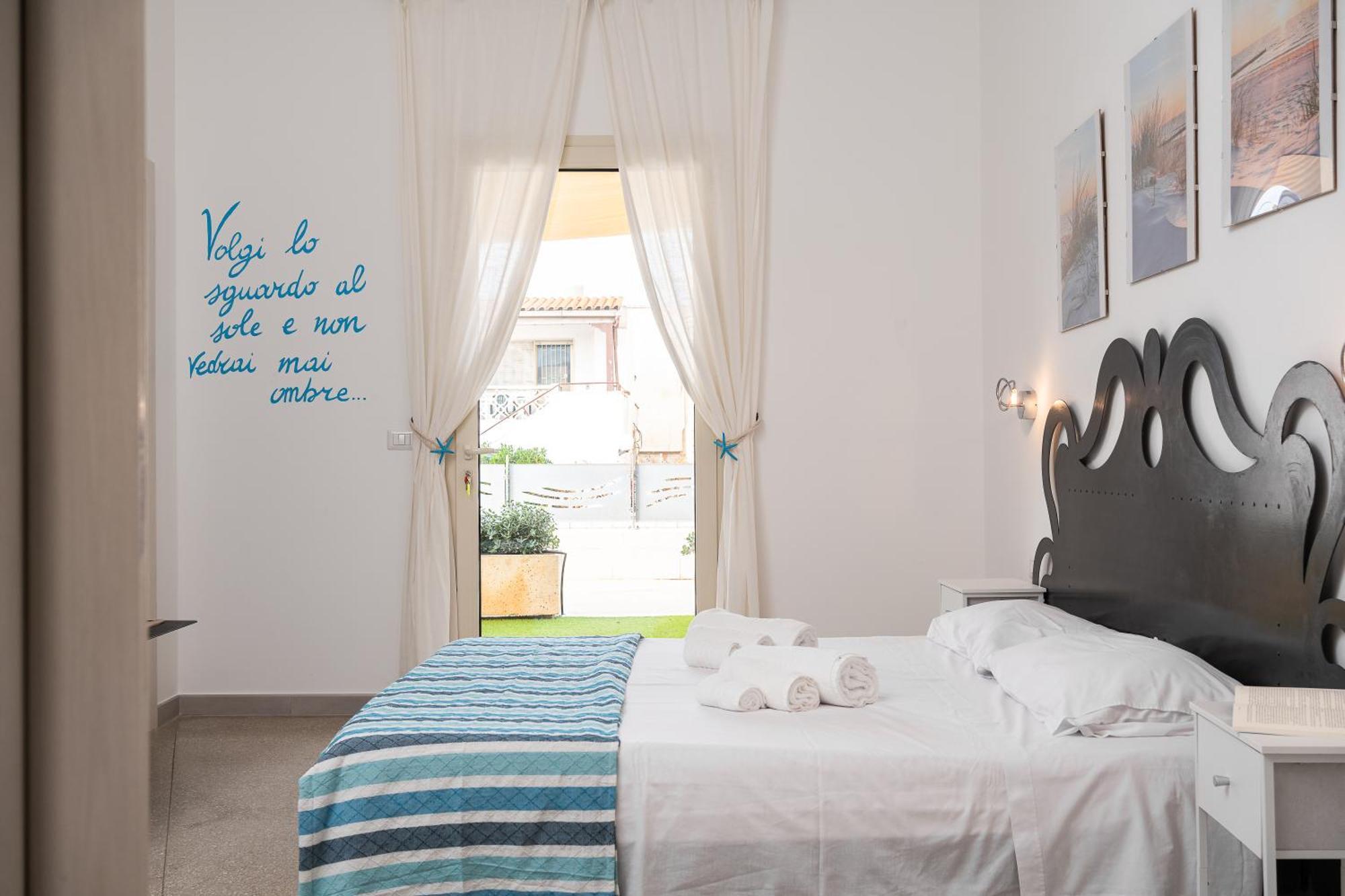 Preferisco B&B E Trattoria Sul Mare Торре-Суда Экстерьер фото