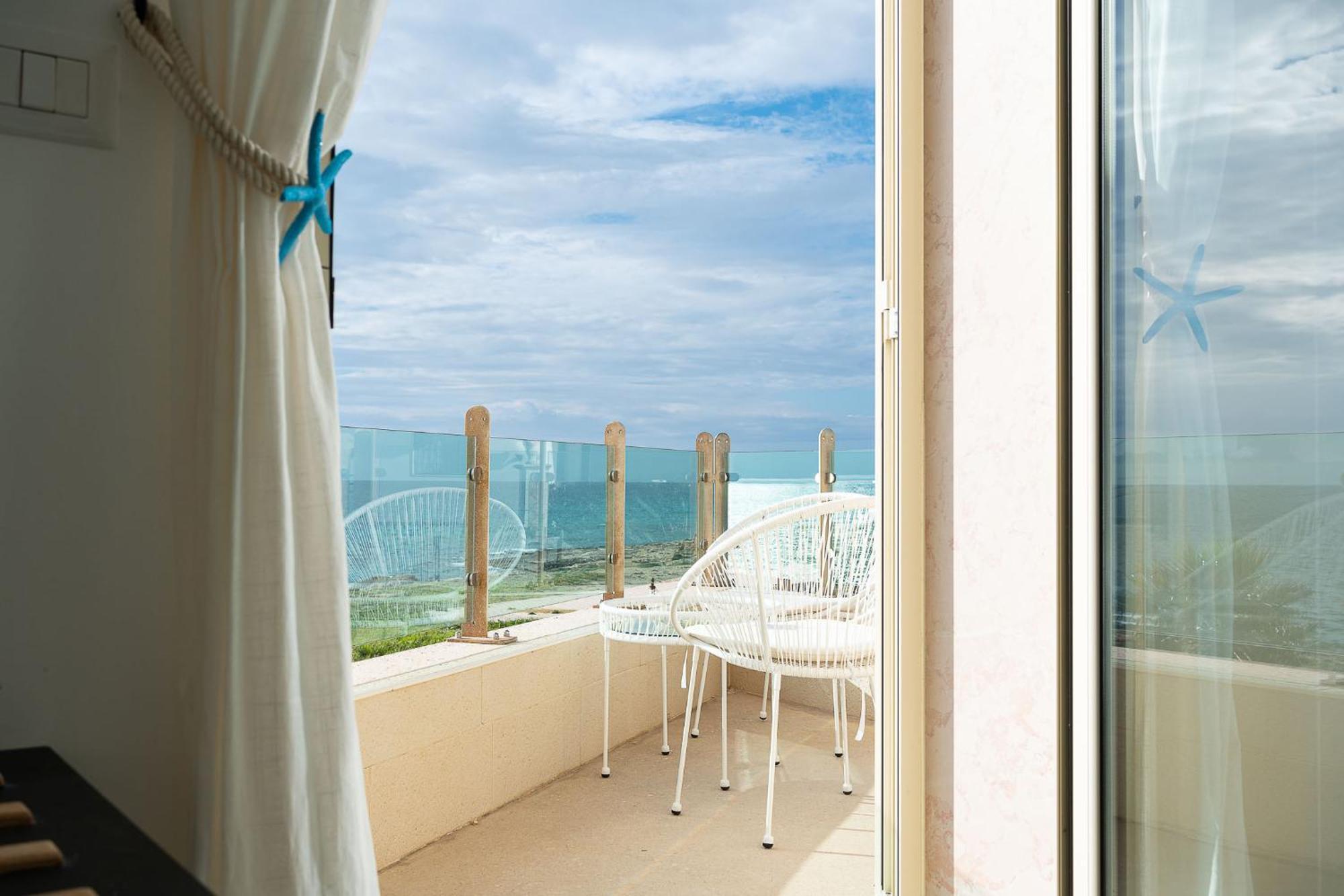 Preferisco B&B E Trattoria Sul Mare Торре-Суда Экстерьер фото